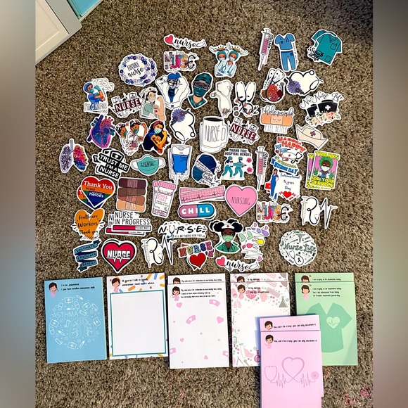 Labor & Delivery Nurses Gift Bundle - Picture 1 of 3